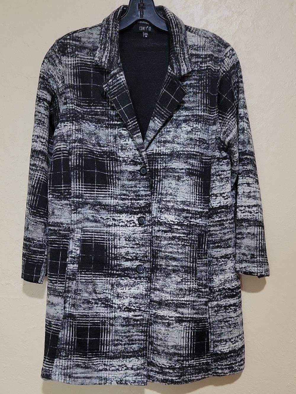 Comfy USA Black and Gray Patterned Long Blazer Coat